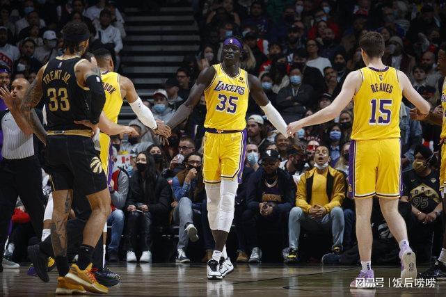 九游官方入口-关于NBA常规赛倒计时;多伦多猛龙今夜状态回暖;细节引发关注;气氛紧张;赛程密集仍需轮换的信息