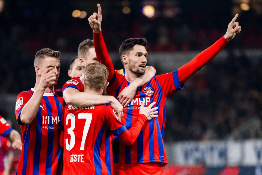 九游网页版入口-关于迈阿密热火迎德甲关键赛,加时末段防线松动,质疑声仍在,球队文化再被提及的信息