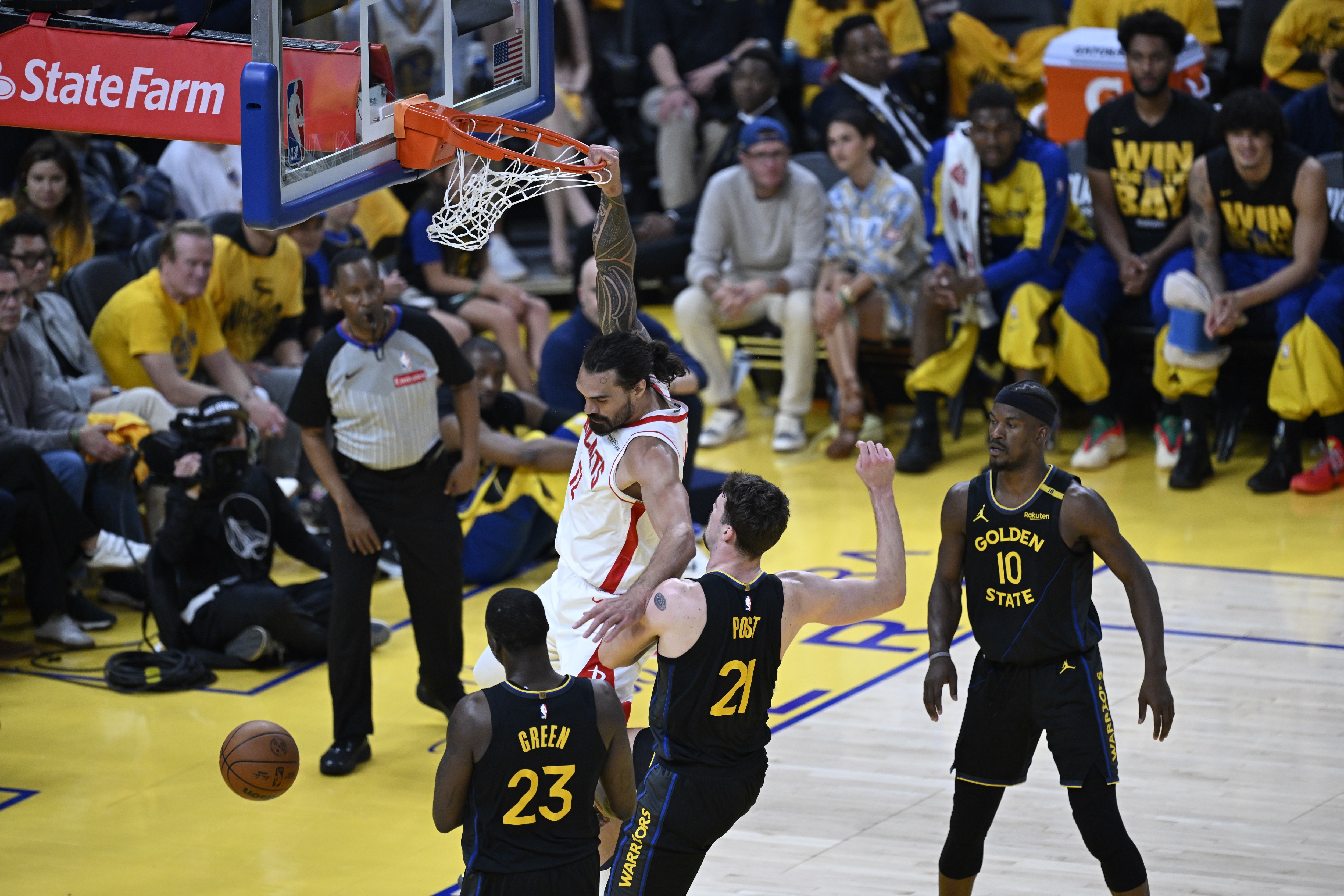 九游游戏中心-NBA季后赛赛程吃紧，芝加哥公牛集结日篮板制胜，目标明确，训练强度明显提升的简单介绍